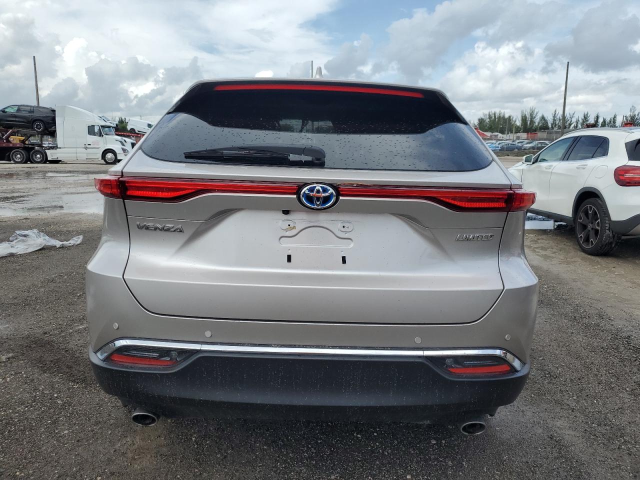 2023 Toyota Venza Le VIN: JTEAAAAHXPJ133800 Lot: 67927525