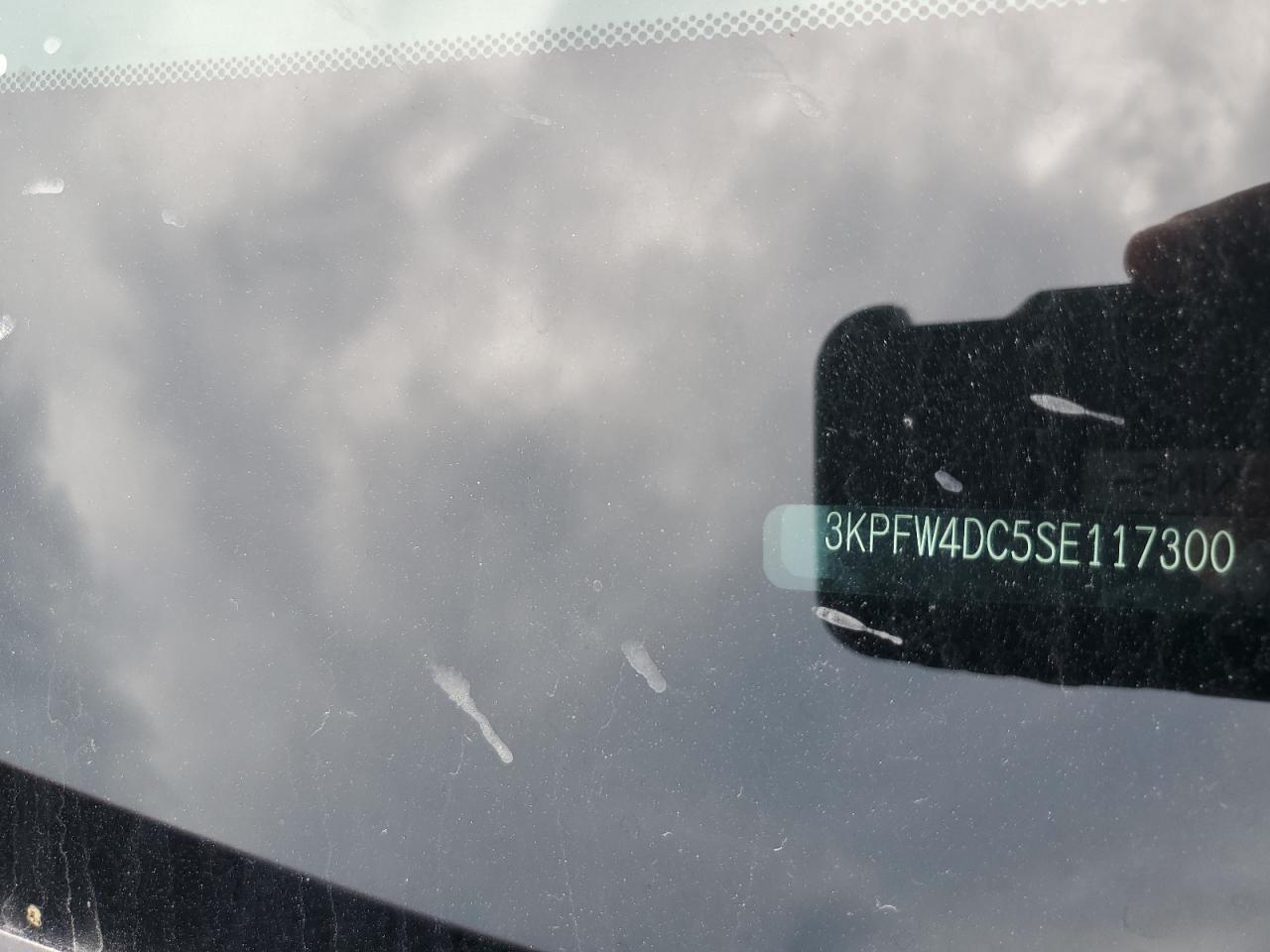 2025 Kia K4 Gt-Line Turbo VIN: 3KPFW4DC5SE117300 Lot: 70253705