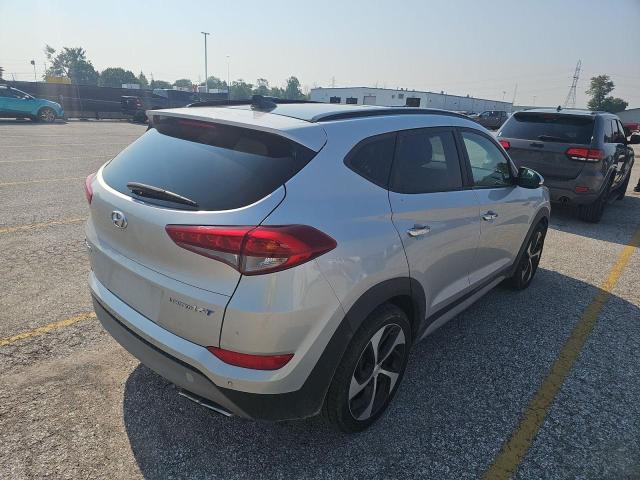 Parquets HYUNDAI TUCSON 2017 Srebrny