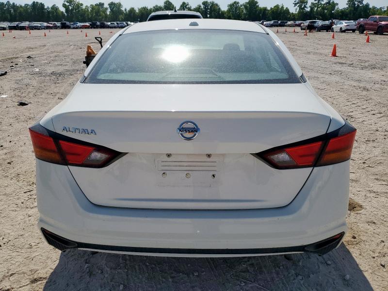  NISSAN ALTIMA 2019 Белы