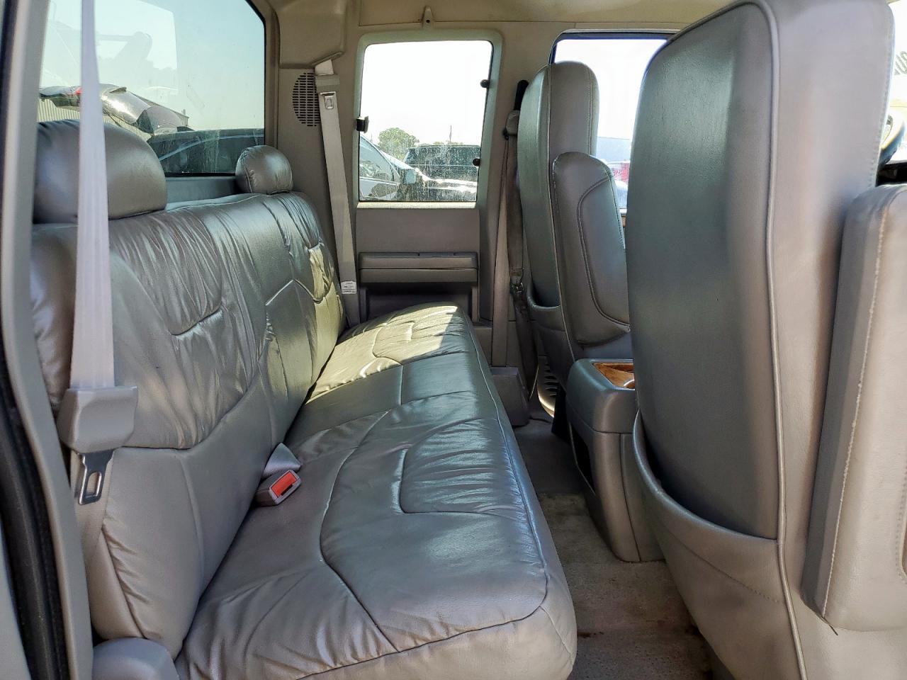 1998 Chevrolet Gmt-400 C1500 VIN: 2GBEC19R5W1195180 Lot: 68020755