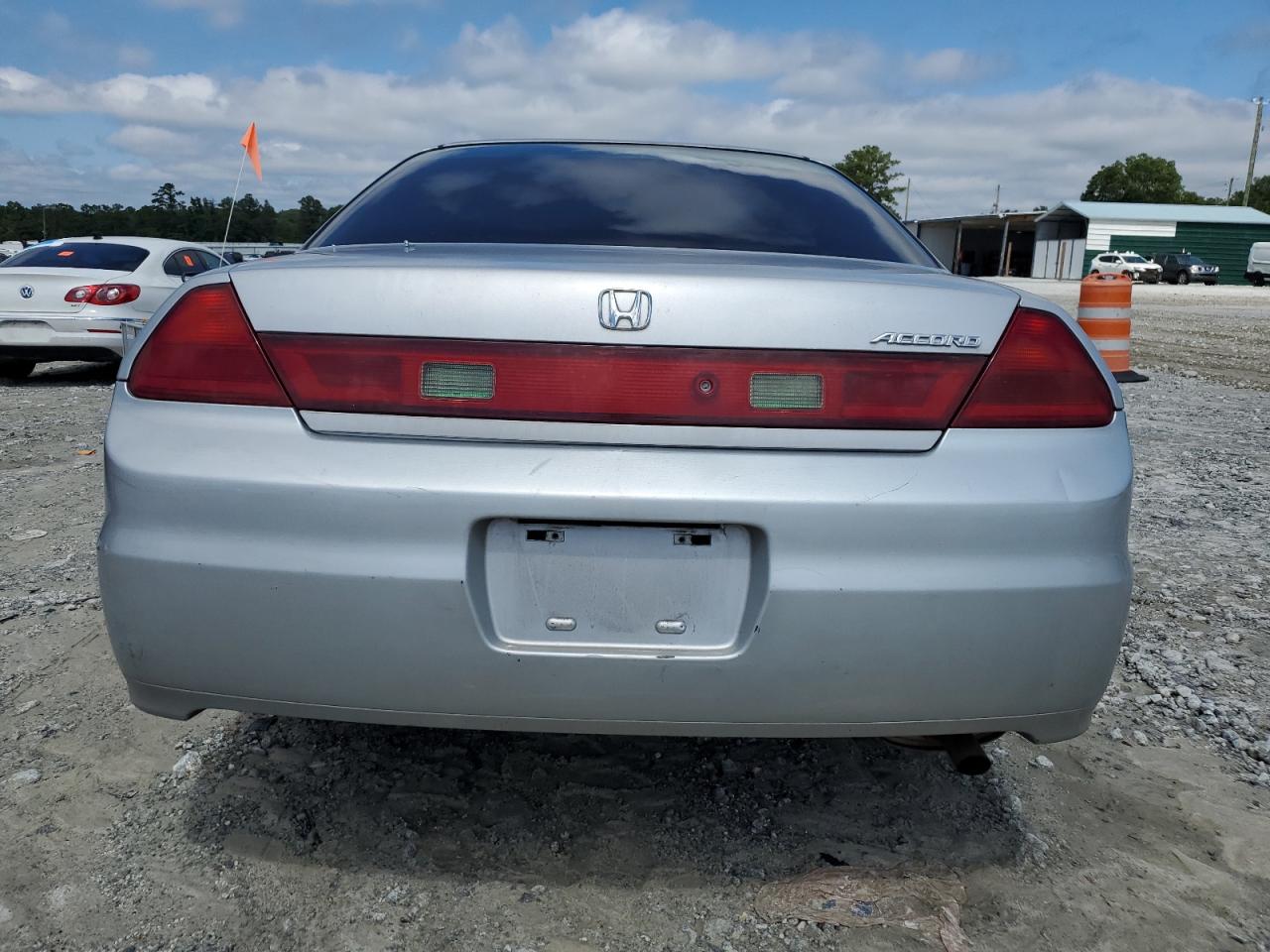 2001 Honda Accord Lx VIN: 1HGCG32481A011108 Lot: 80742205