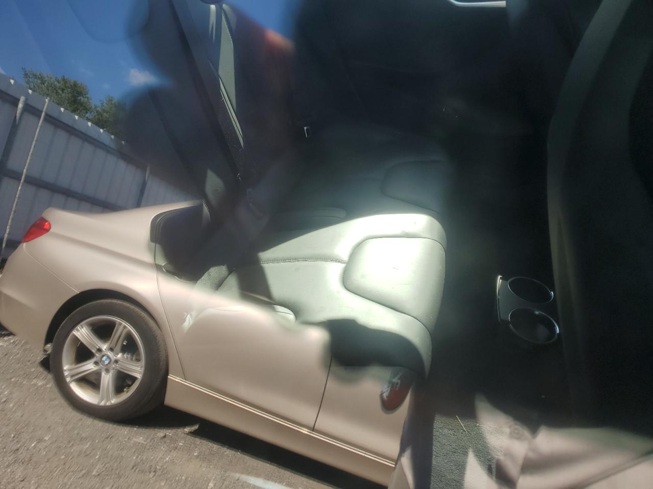 2016 Tesla Model S VIN: 5YJSA1E21GF159451 Lot: 70031535