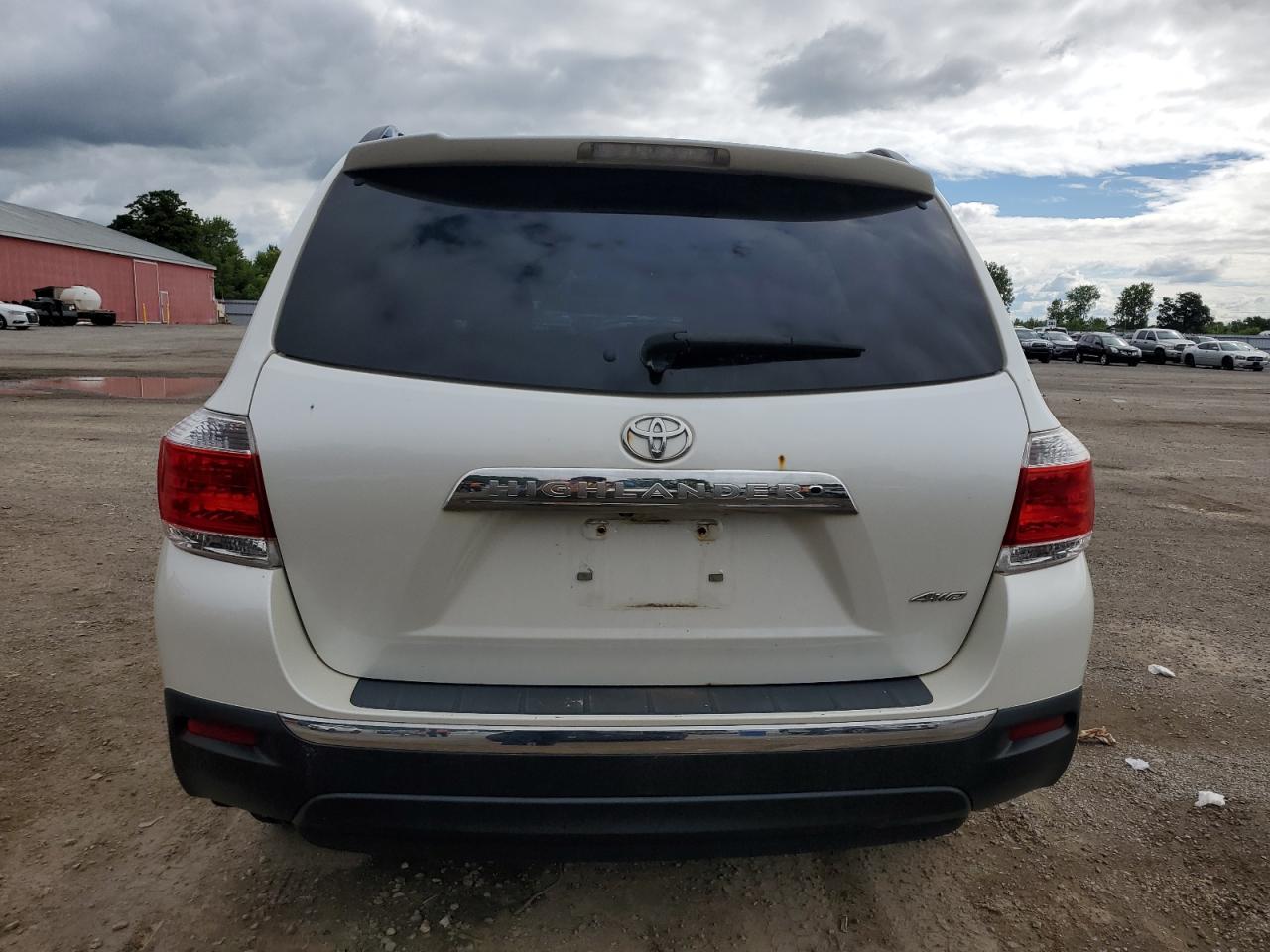 2012 Toyota Highlander Base VIN: 5TDBK3EH4CS154425 Lot: 70252025