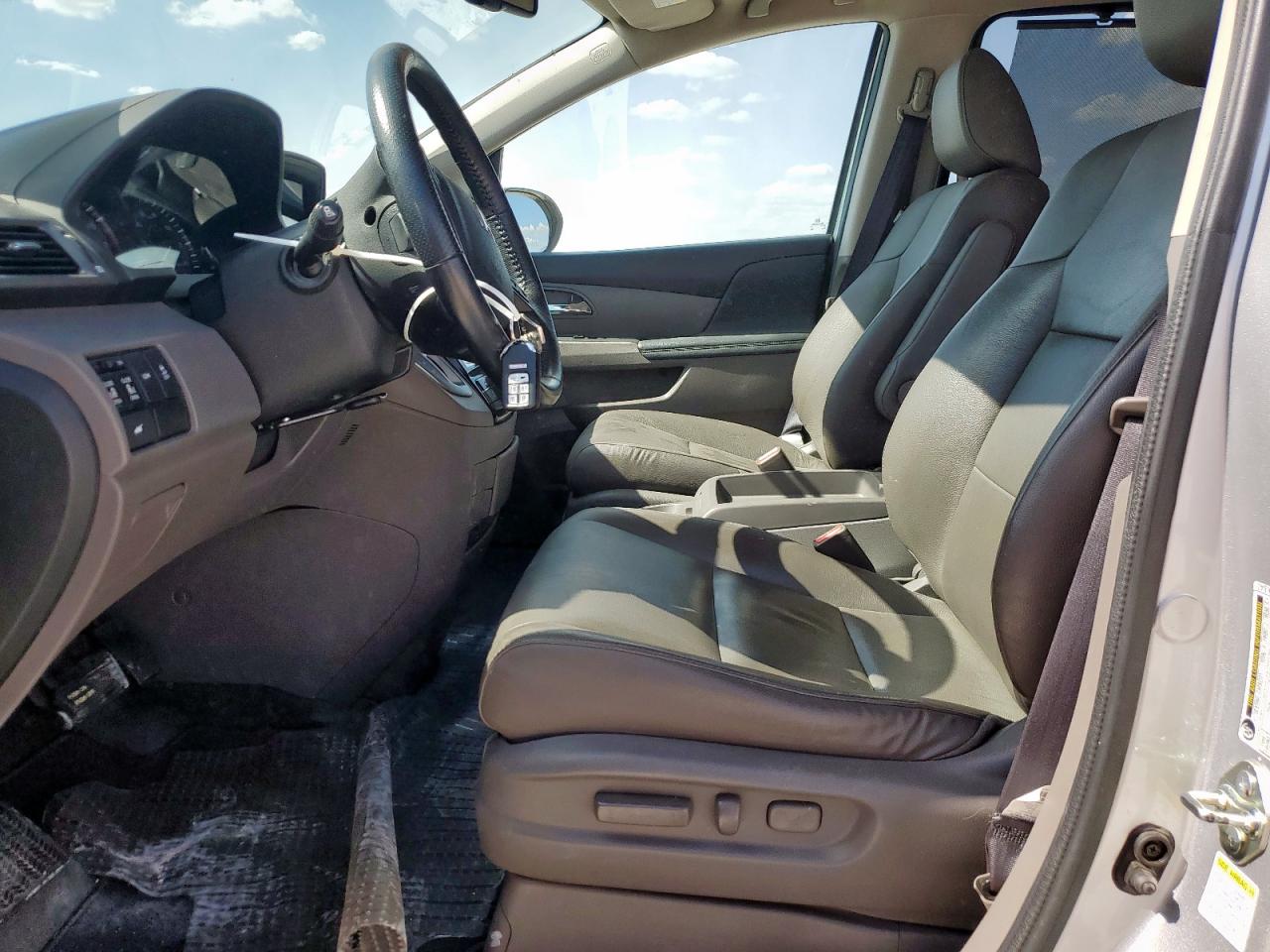 2015 Honda Odyssey Ex-L VIN: 5FNRL5H69FB061751 Lot: 43415543