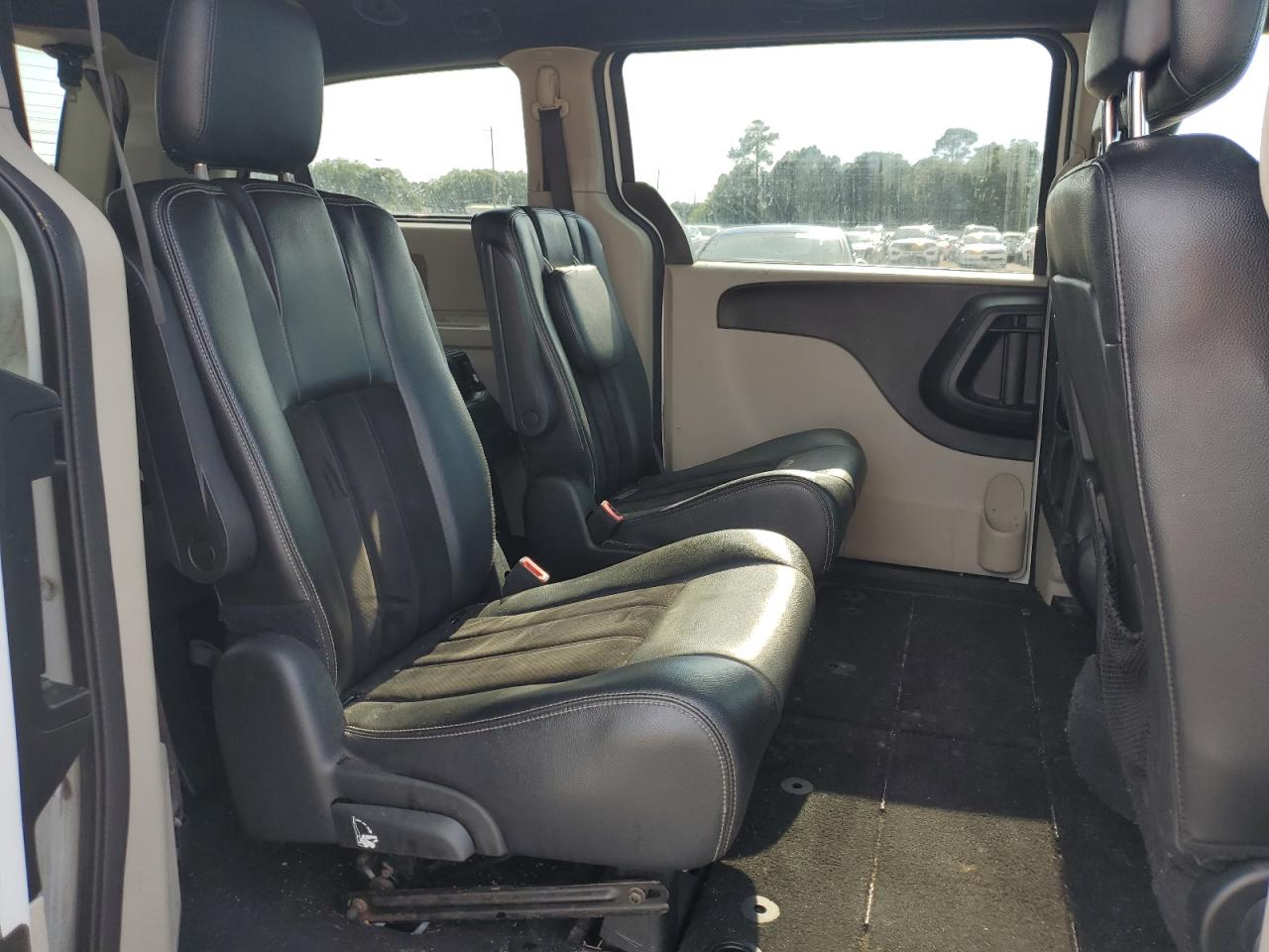 2017 Dodge Grand Caravan Sxt VIN: 2C4RDGCGXHR852497 Lot: 68169055