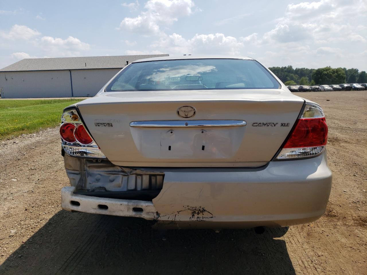 4T1BE30K35U065594 2005 Toyota Camry Le