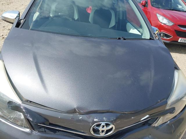 2013 TOYOTA YARIS TREN