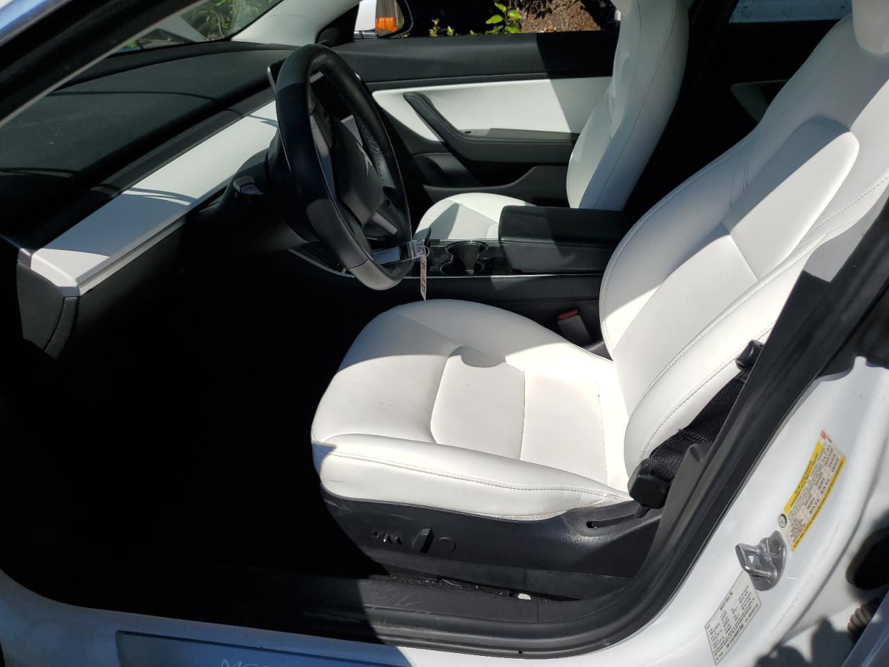 2019 Tesla Model 3 VIN: 5YJ3E1EBXKF213928 Lot: 67633505