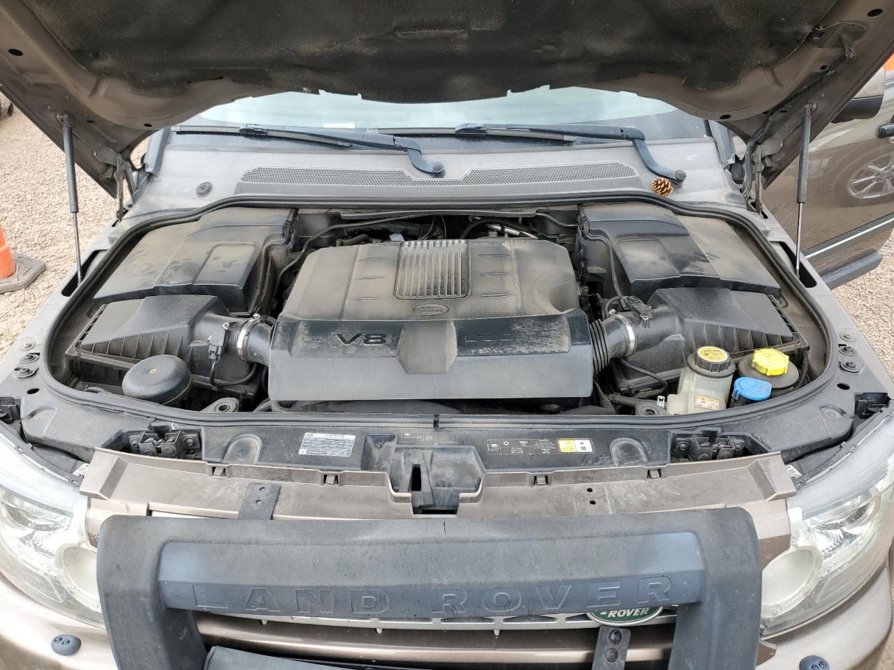 2011 Land Rover Lr4 Hse Luxury VIN: SALAK2D43BA556509 Lot: 70144835