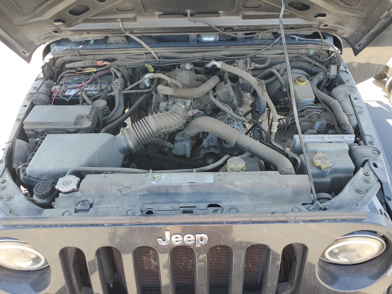 2010 Jeep Wrangler Sport VIN: 1J4AA2D10AL140155 Lot: 69392645