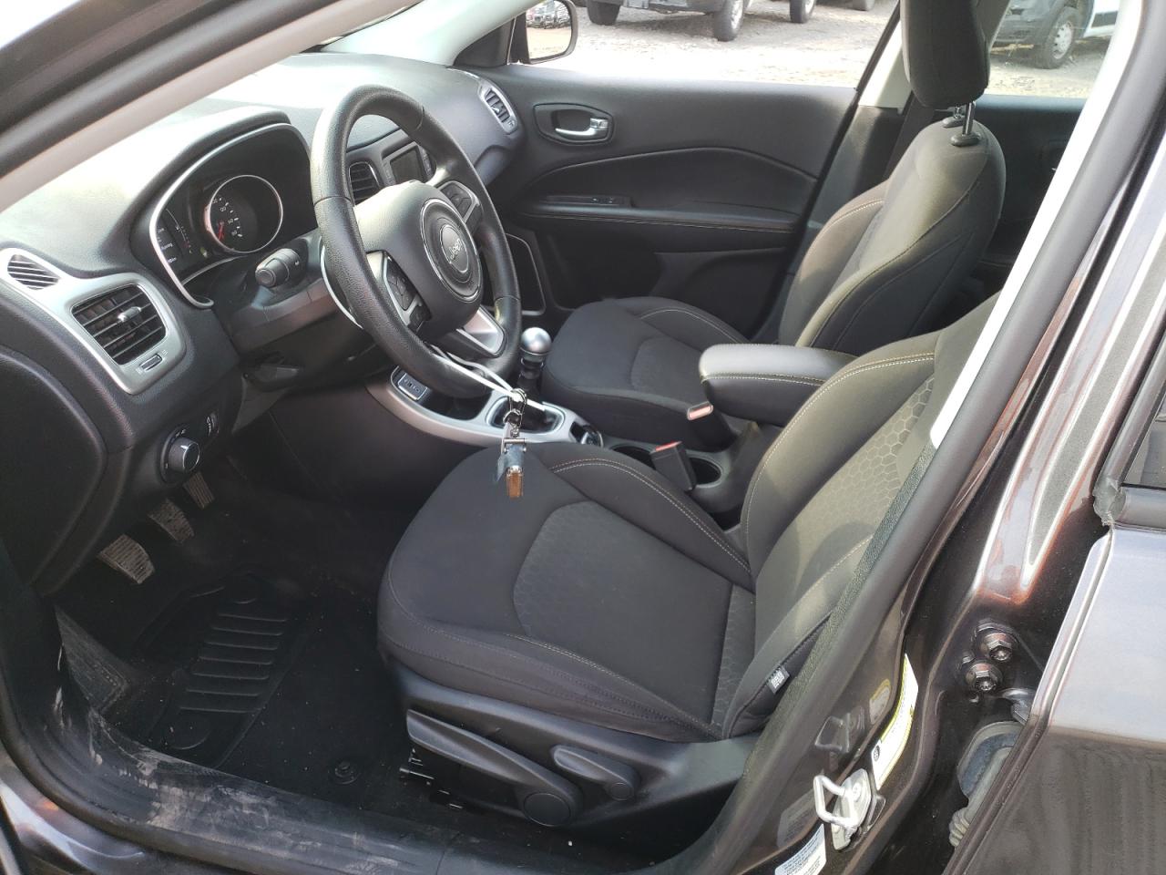 2017 Jeep Compass Sport VIN: 3C4NJCAB6HT669215 Lot: 70186065