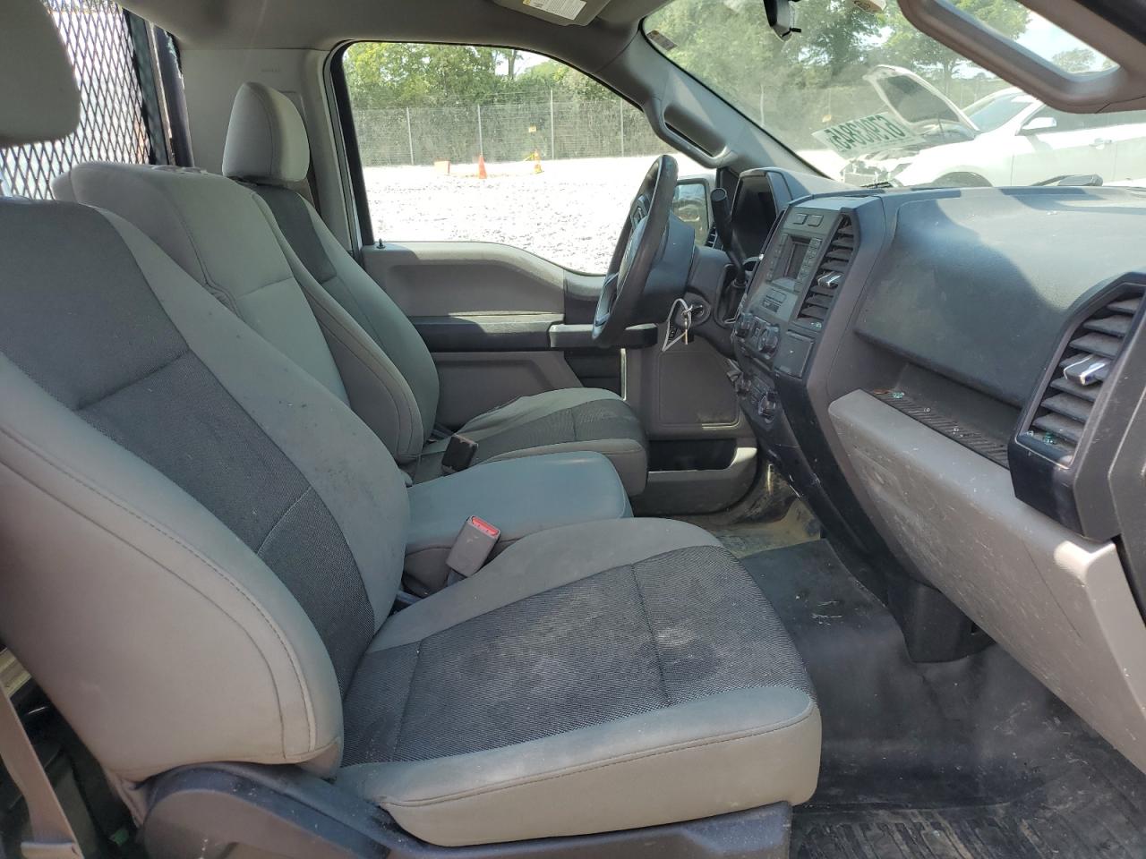 2017 Ford F150 VIN: 1FTMF1C82HKD15812 Lot: 67983845