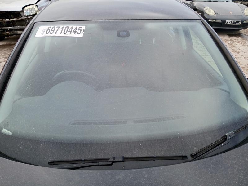 2011 VOLKSWAGEN GOLF MATCH