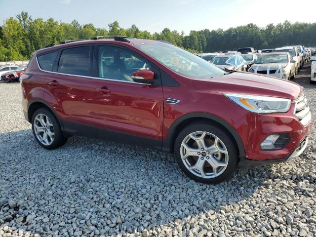  FORD ESCAPE 2017 Czerwony