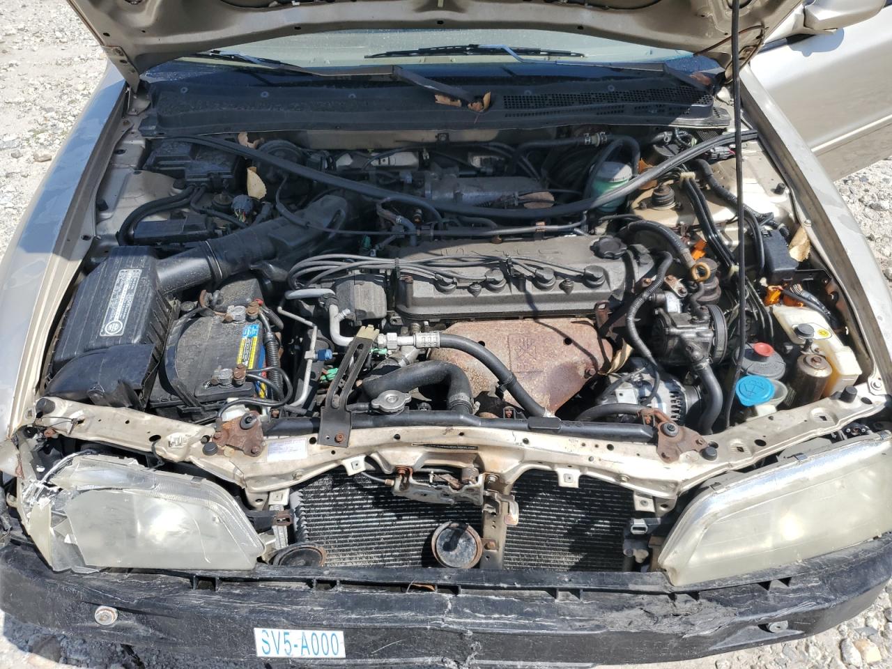 1995 Honda Accord Ex VIN: 1HGCE1892SA007084 Lot: 71008245