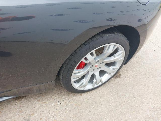 2012 MASERATI GRANTURISM