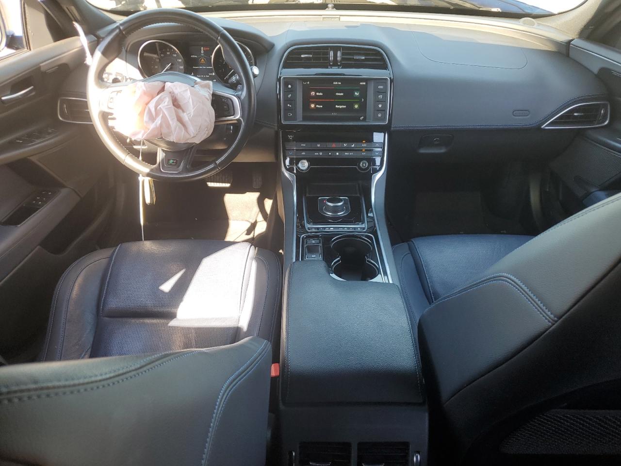 2017 Jaguar Xe R - Sport VIN: SAJAF4BVXHCP13440 Lot: 69999225