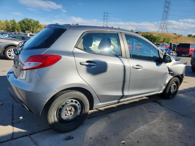  MAZDA 2 2014 Silver