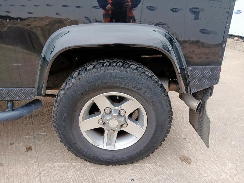 2014 LAND ROVER DEFENDER 9