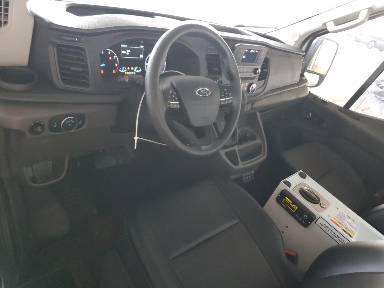 2024 Ford Transit T-350 Hd VIN: 1FTRU8XG0RKA76946 Lot: 70914865