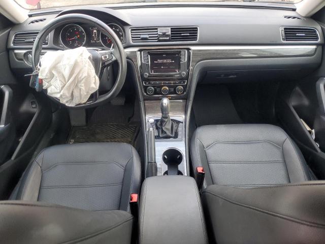  VOLKSWAGEN PASSAT 2018 Бургунди
