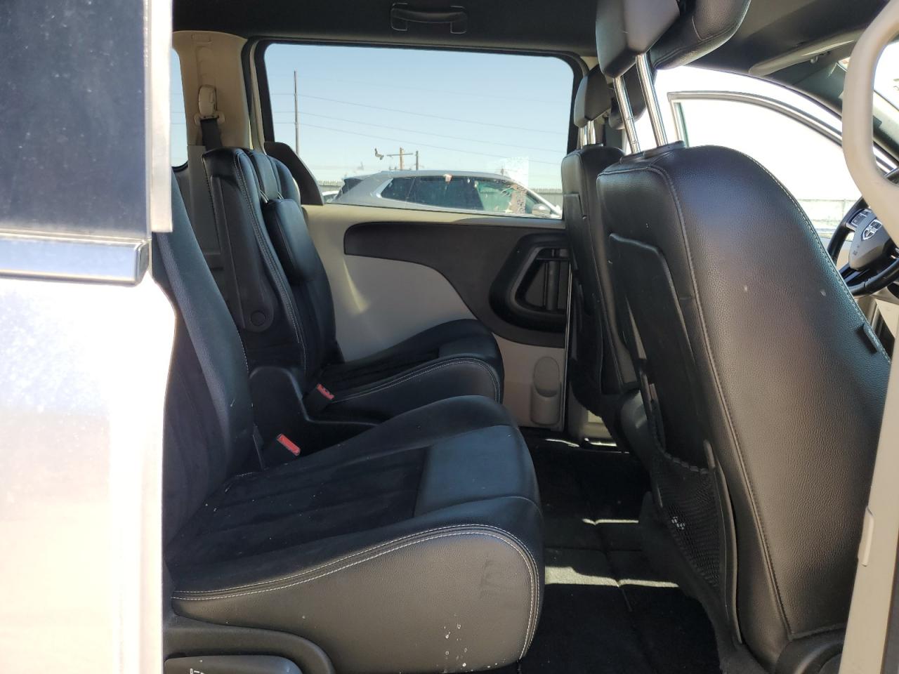 2018 Dodge Grand Caravan Sxt VIN: 2C4RDGCG7JR205710 Lot: 85315845