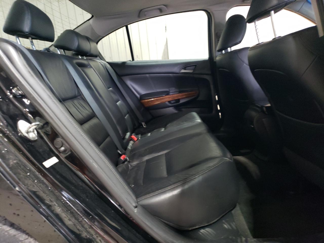 2011 Honda Accord Exl VIN: 1HGCP3F87BA023667 Lot: 69355175