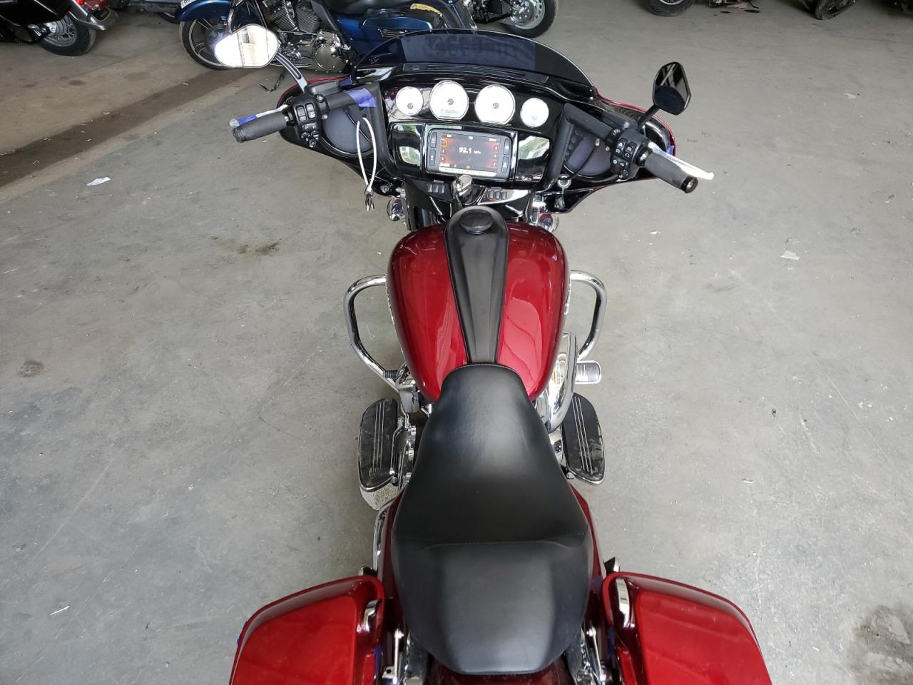 2017 Harley-Davidson Flhxs Street Glide Special VIN: 1HD1KRC10HB656222 Lot: 70909365