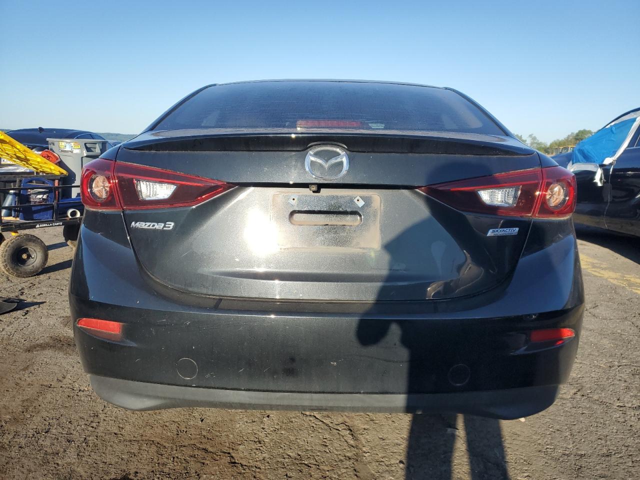 2018 Mazda 3 Touring VIN: 3MZBN1V36JM207054 Lot: 70424755