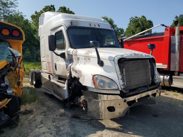 2014 Freightliner Cascadia Semi Truck