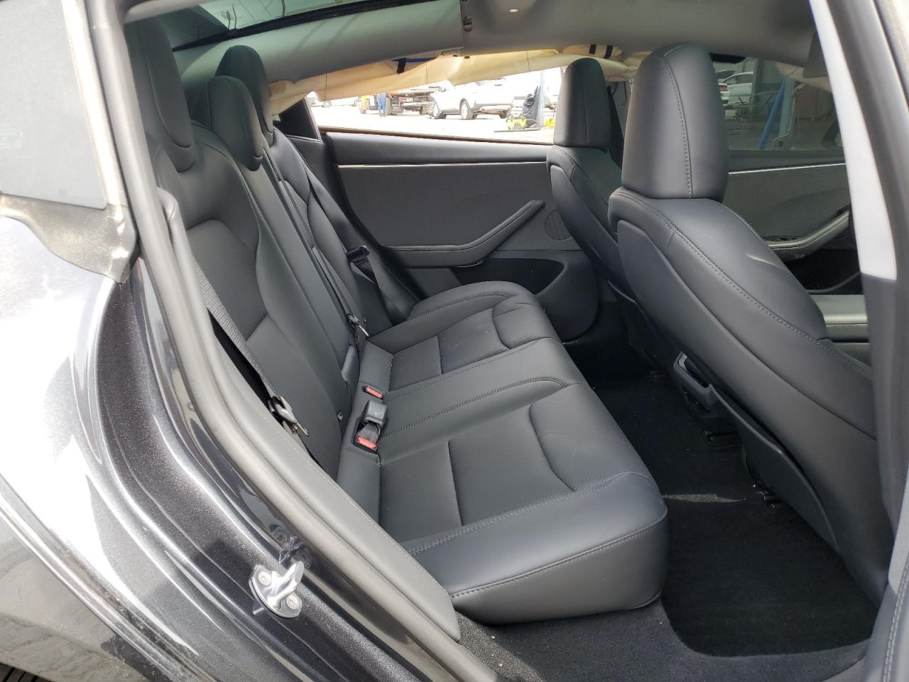 2025 Tesla Model 3 VIN: 5YJ3E1EA4SF982965 Lot: 70948725