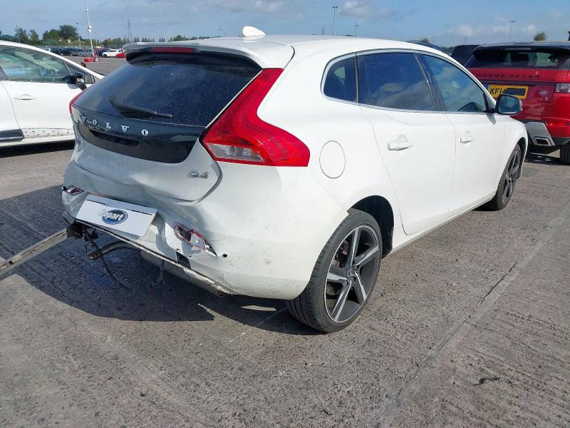 2015 VOLVO V40 R DESIGN NAV