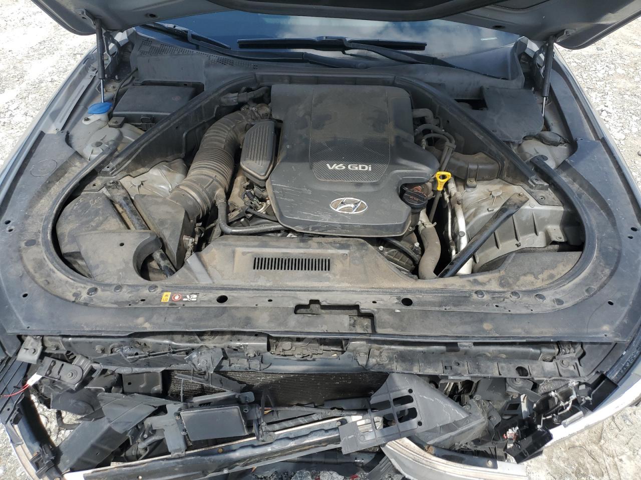 2015 Hyundai Genesis 3.8L VIN: KMHGN4JE7FU088964 Lot: 67684165