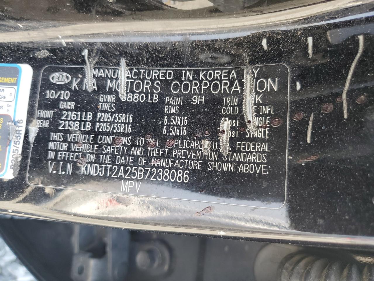 2011 Kia Soul + VIN: KNDJT2A25B7238086 Lot: 67639515