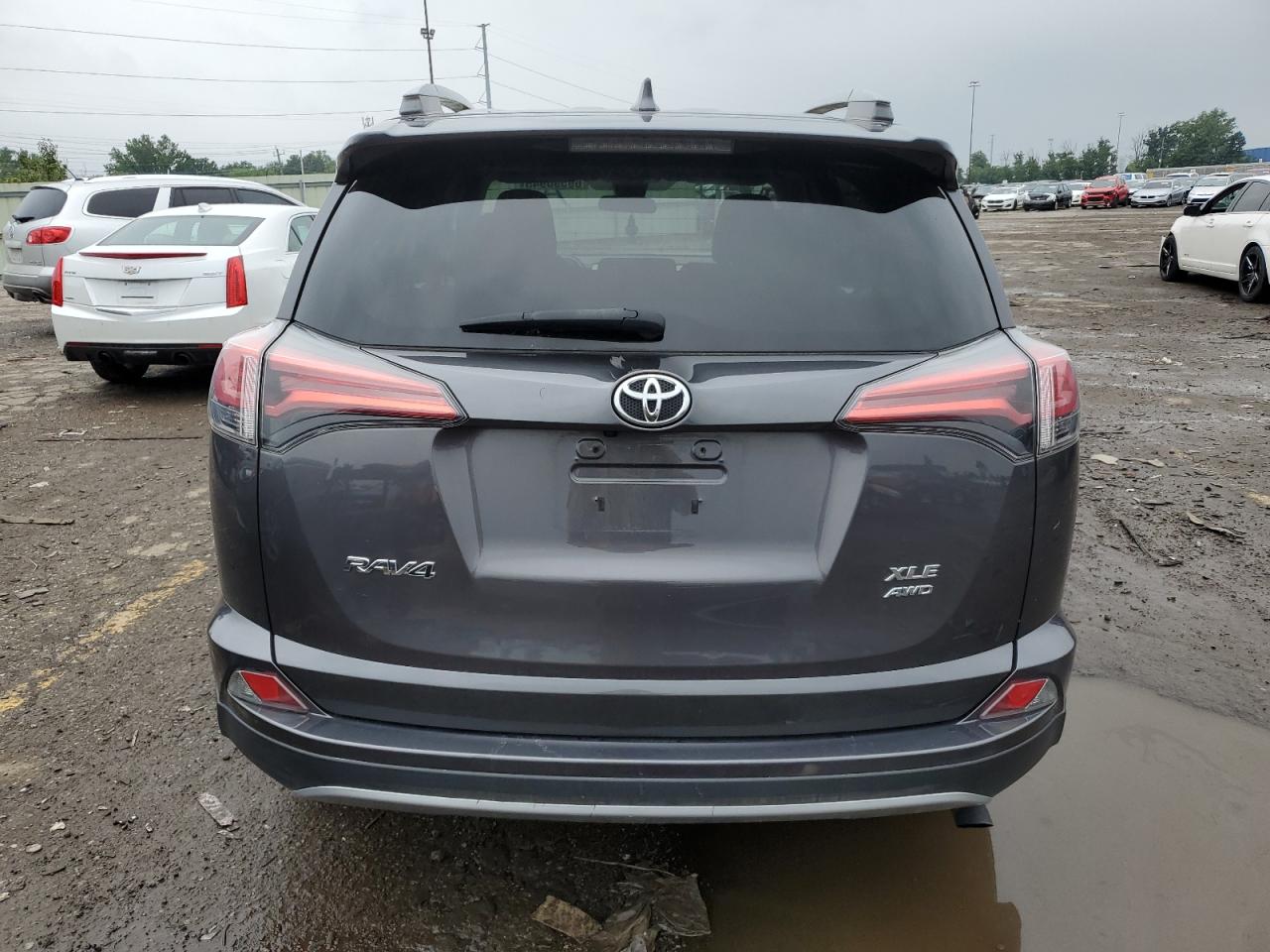 2017 Toyota Rav4 Xle VIN: 2T3RFREV1HW621866 Lot: 69590945