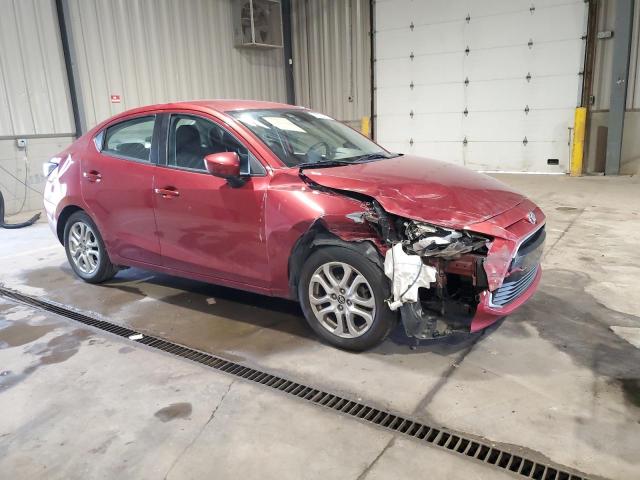  TOYOTA YARIS 2017 Czerwony