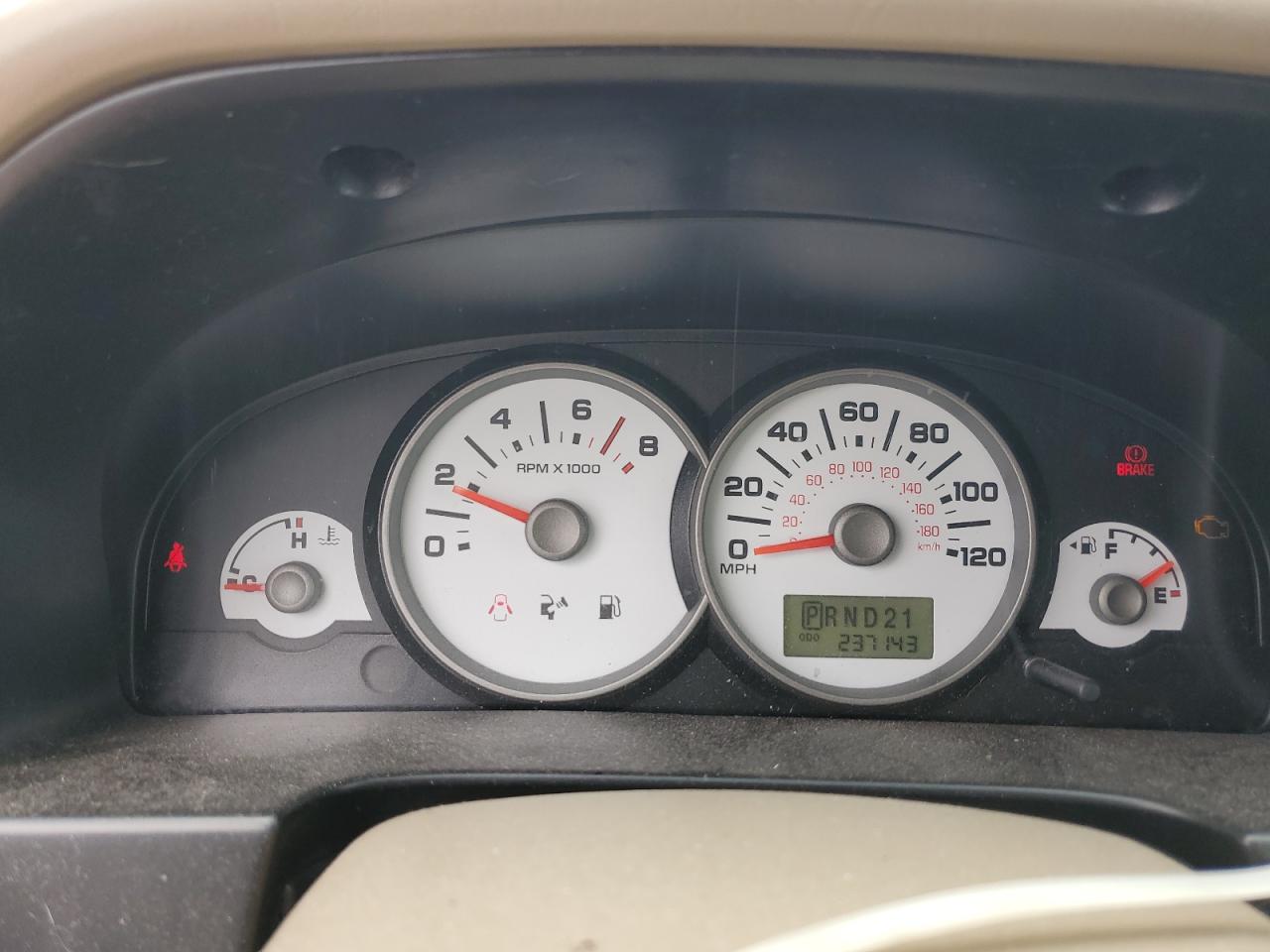 2005 Ford Escape Xlt VIN: 1FMYU93115KC21517 Lot: 68226135