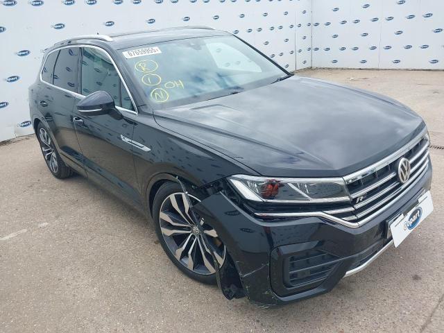 2019 VOLKSWAGEN TOUAREG V6