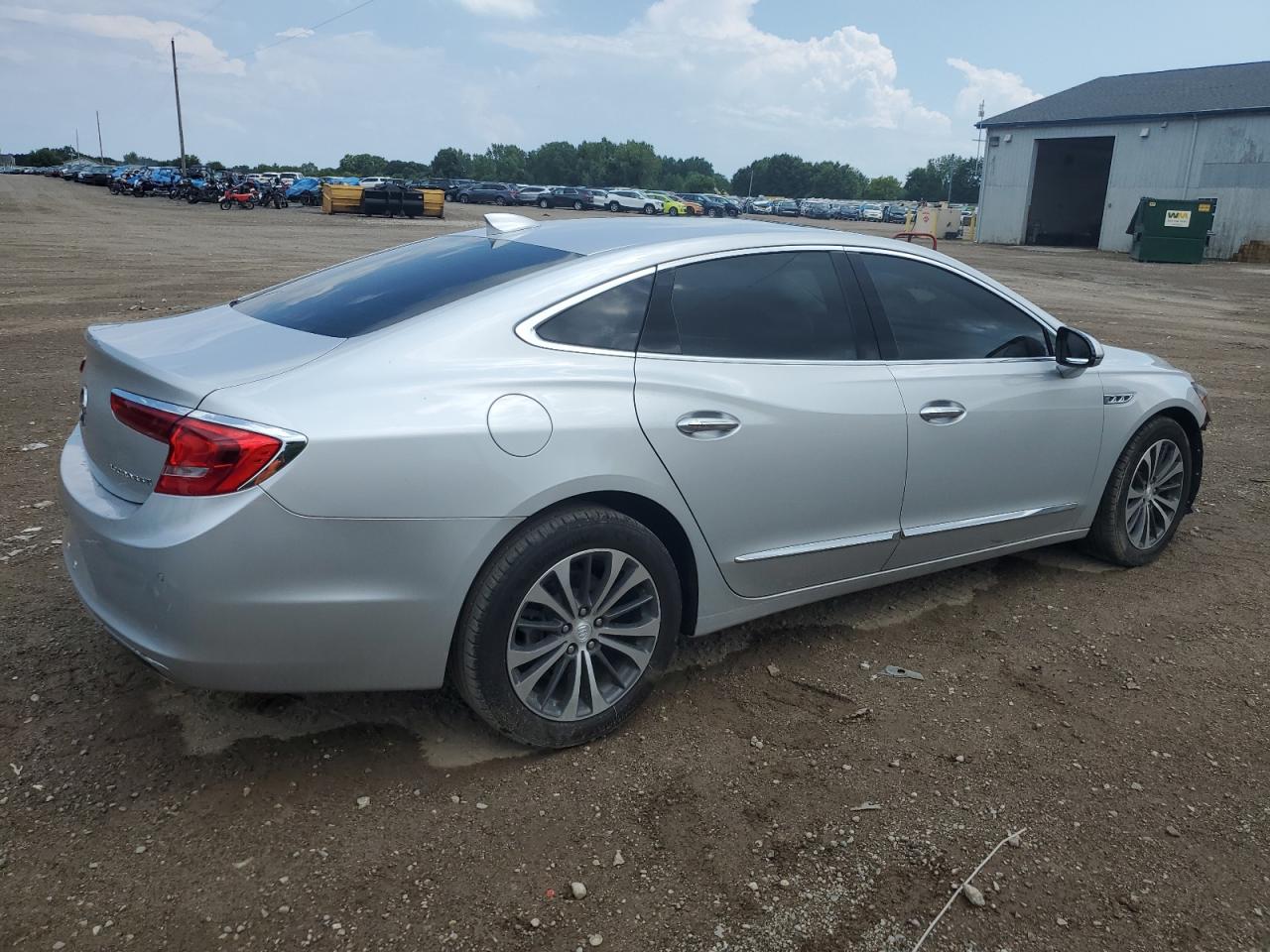 2018 Buick Lacrosse Essence grey null gas 1G4ZP5SS2JU130074 photo #4