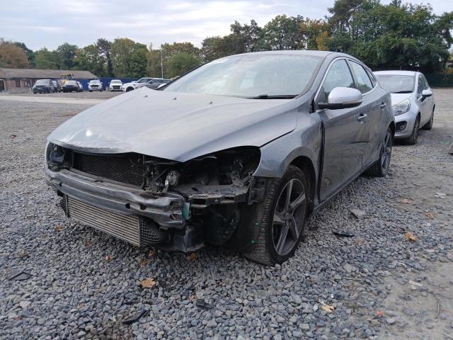 2015 VOLVO V40 R-DESIGN D4 AUTO  for sale at Copart WOLVERHAMPTON
