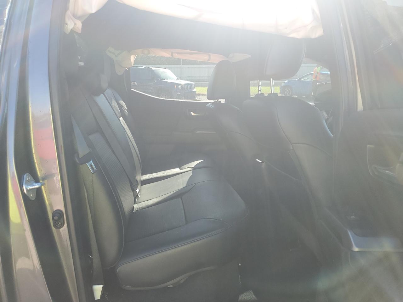 2022 Toyota Tacoma Double Cab VIN: 3TYCZ5AN4NT102730 Lot: 70374165