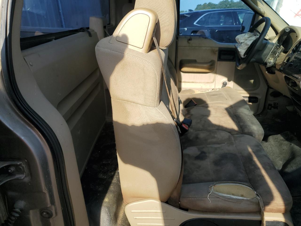 2006 Ford F150 VIN: 1FTRF12296NB34446 Lot: 70303405