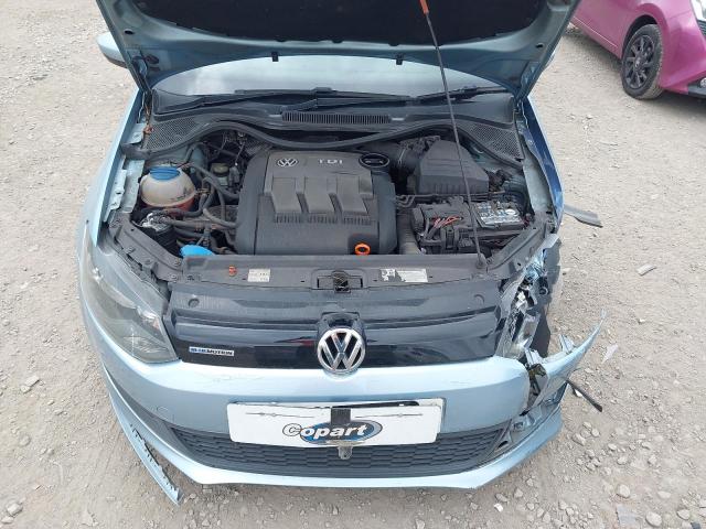 2011 VOLKSWAGEN POLO BLUEM