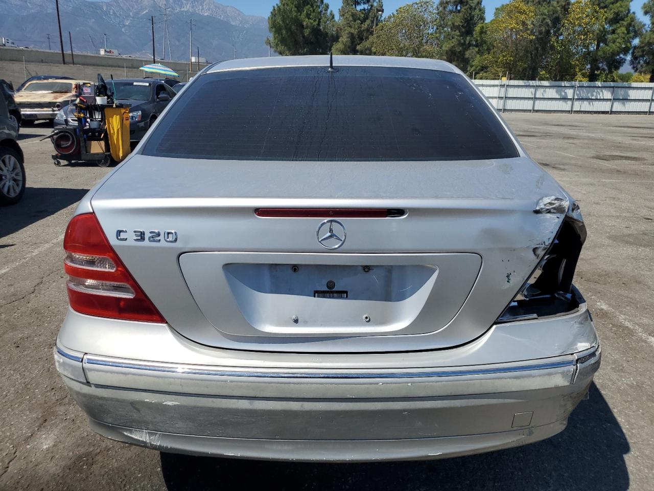 2001 Mercedes-Benz C 320 VIN: WDBRF64J71F084648 Lot: 69679585