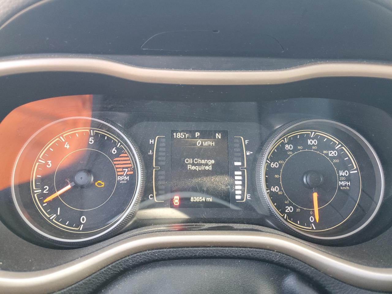 2018 Jeep Cherokee Latitude VIN: 1C4PJLCB9JD573693 Lot: 70195445