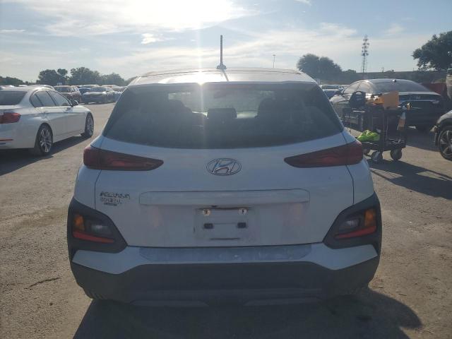  HYUNDAI KONA 2018 Белы