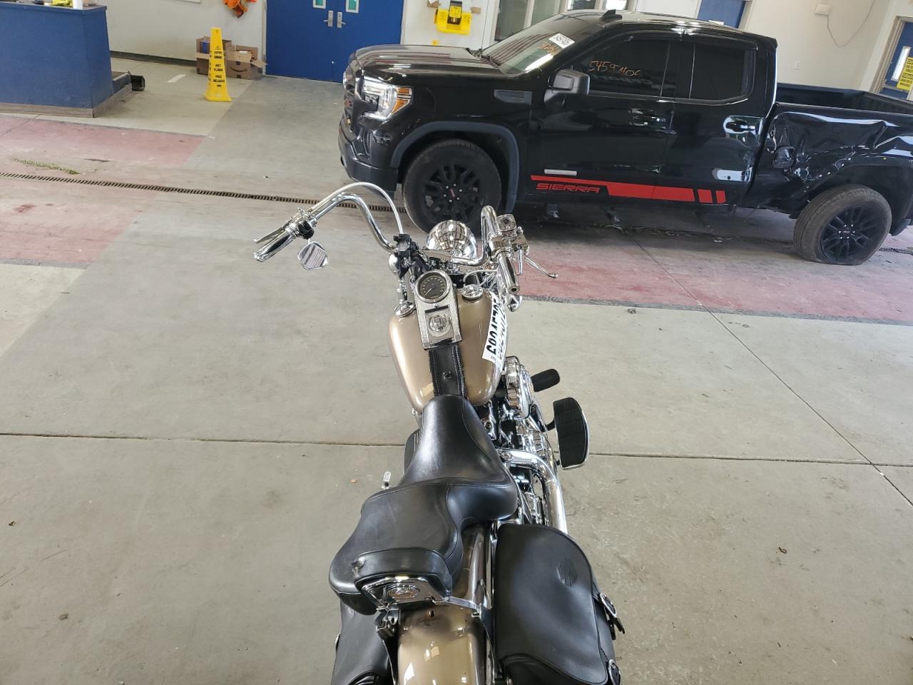 2004 Harley-Davidson Flstfi VIN: 1HD1BXB174Y073983 Lot: 68245725