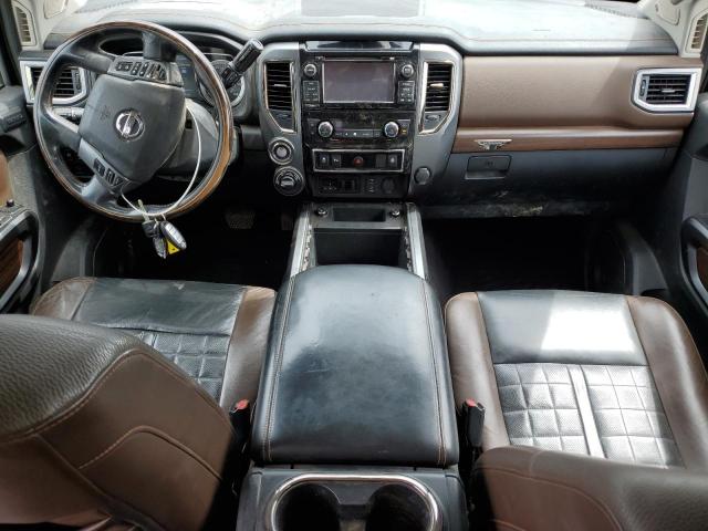 Pickups NISSAN TITAN 2016 Black