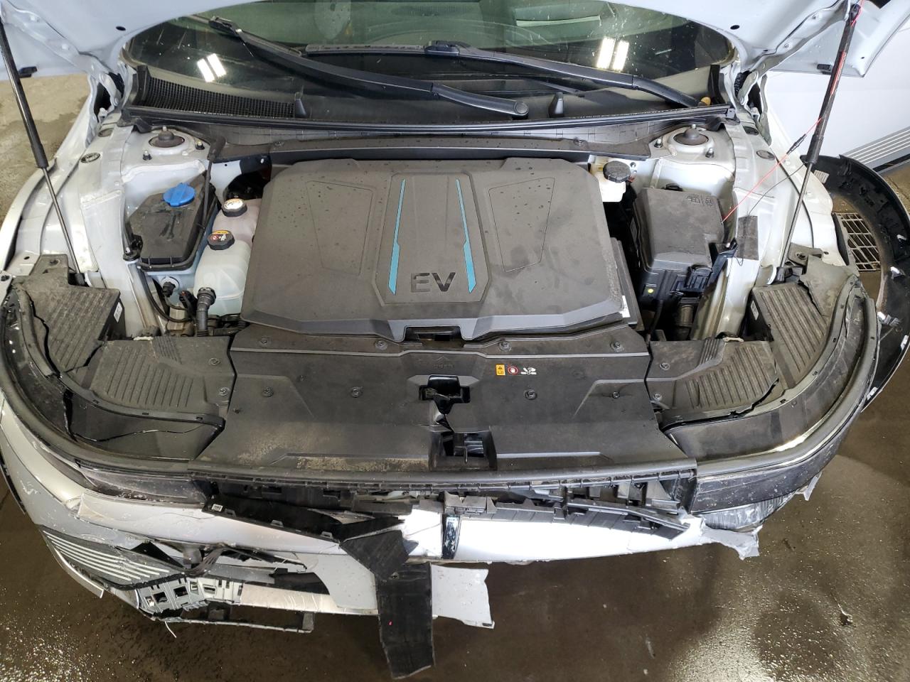 2022 Hyundai Ioniq 5 Limited VIN: KM8KRDAF4NU118833 Lot: 70930755